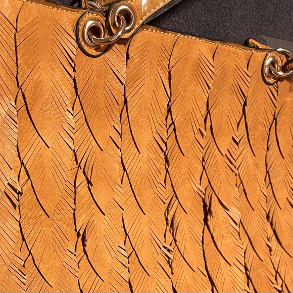 SOLD! New Boutique Vegan Leaf Layered Shopper/Handbag/Tote - Picture 4 of 7